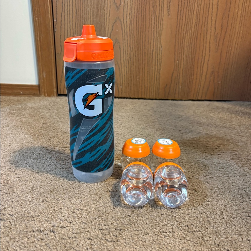 NWT Jacksonville Jaguars Gatorade Gx 30 oz. Bottle with 4 Gatorade Zero Pods